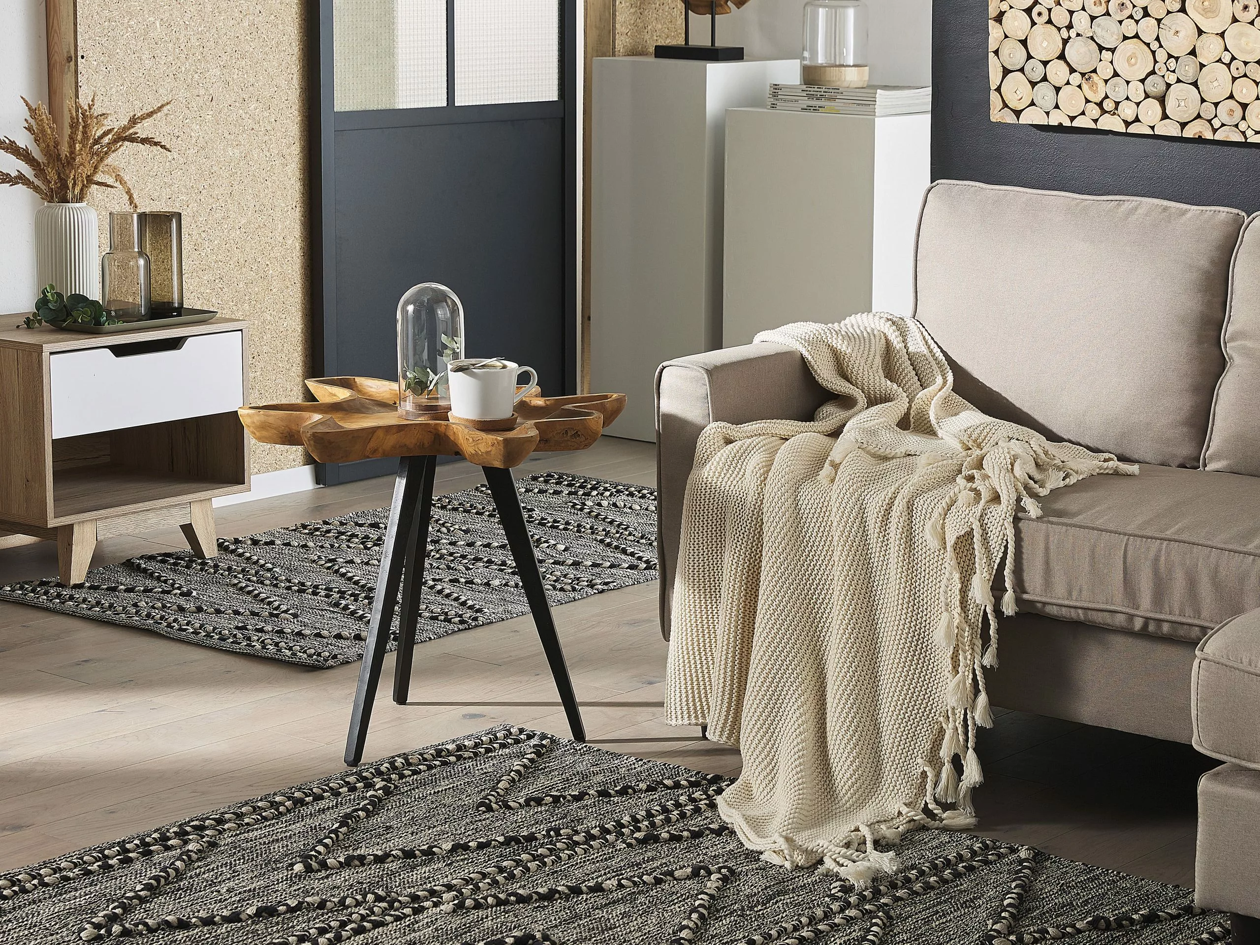 Beliani Sivupöytä Tiikki Vaalea Puu/musta ELSA 4 Beliani Sivupöytä Tiikki Vaalea Puu/musta ELSA - Image 2