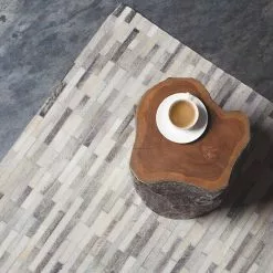 Beliani Sivupöytä Tiikki Hopea GORDON -Ruokapöydät Myyntikauppa undef src sa picid 688990 type color image scaled