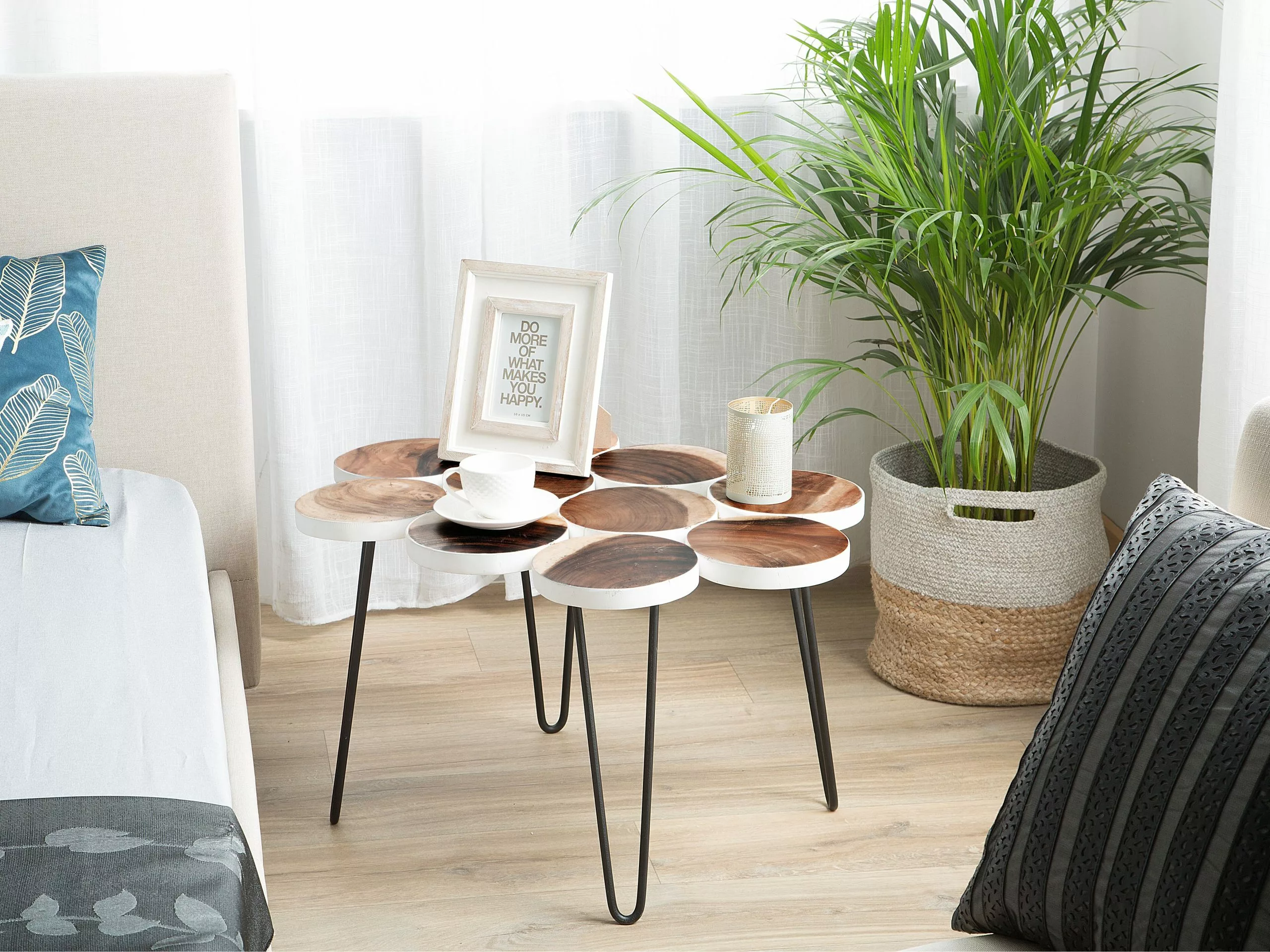 Beliani Sivupöytä Sadepuu Valkoinen/vaalea Puu TIJUANA - Image 4