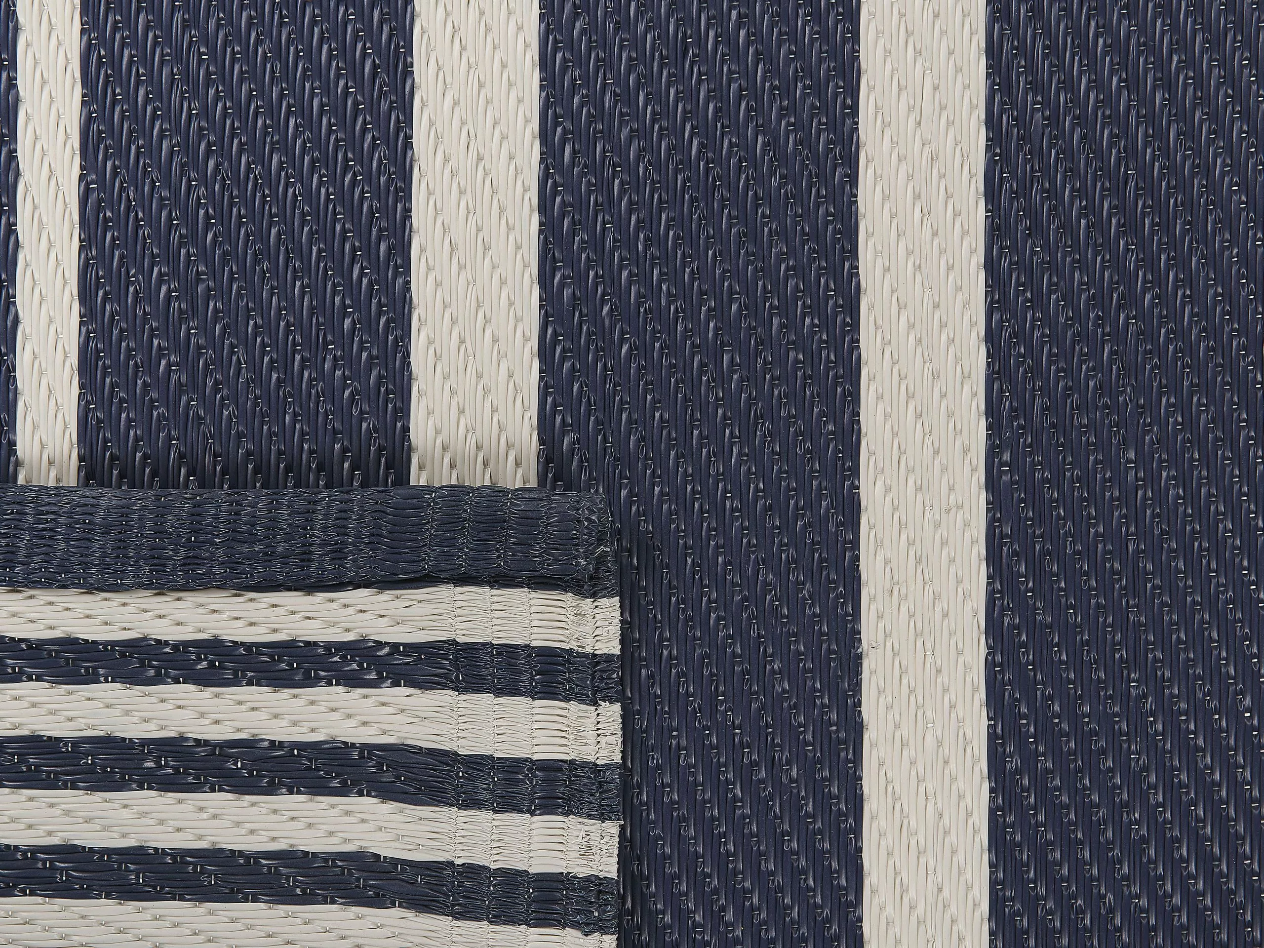 Beliani Ulkomatto Tummansininen 120 X 180 Cm HALDIA 6 Beliani Ulkomatto Tummansininen 120 X 180 Cm HALDIA - Image 4