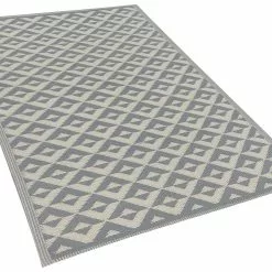 Beliani Ulkomatto Harmaa 120 X 180 Cm BIHAR 11 Beliani Ulkomatto Harmaa 120 X 180 Cm BIHAR -Ruokapöydät Myyntikauppa undef src sa picid 766472 type whitesh image scaled