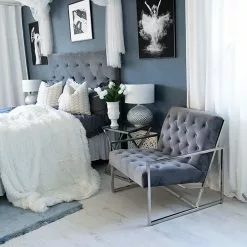 Beliani Sivupöytä Lasitasolla Rosteri Hopea BEVERLY -Ruokapöydät Myyntikauppa undef src sa picid 769348 type whitesh image