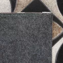 Beliani Matto Lehmännahka Monivärinen ISHAN Useita Kokoja 12 Beliani Matto Lehmännahka Monivärinen ISHAN Useita Kokoja -Ruokapöydät Myyntikauppa undef src sa picid 780656 type whitesh image scaled