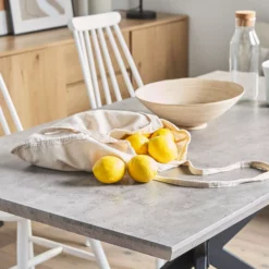 Beliani Ruokapöytä Harmaa/musta 140 X 80 Cm SPECTRA -Ruokapöydät Myyntikauppa undef src sa picid 782315 type whitesh image scaled