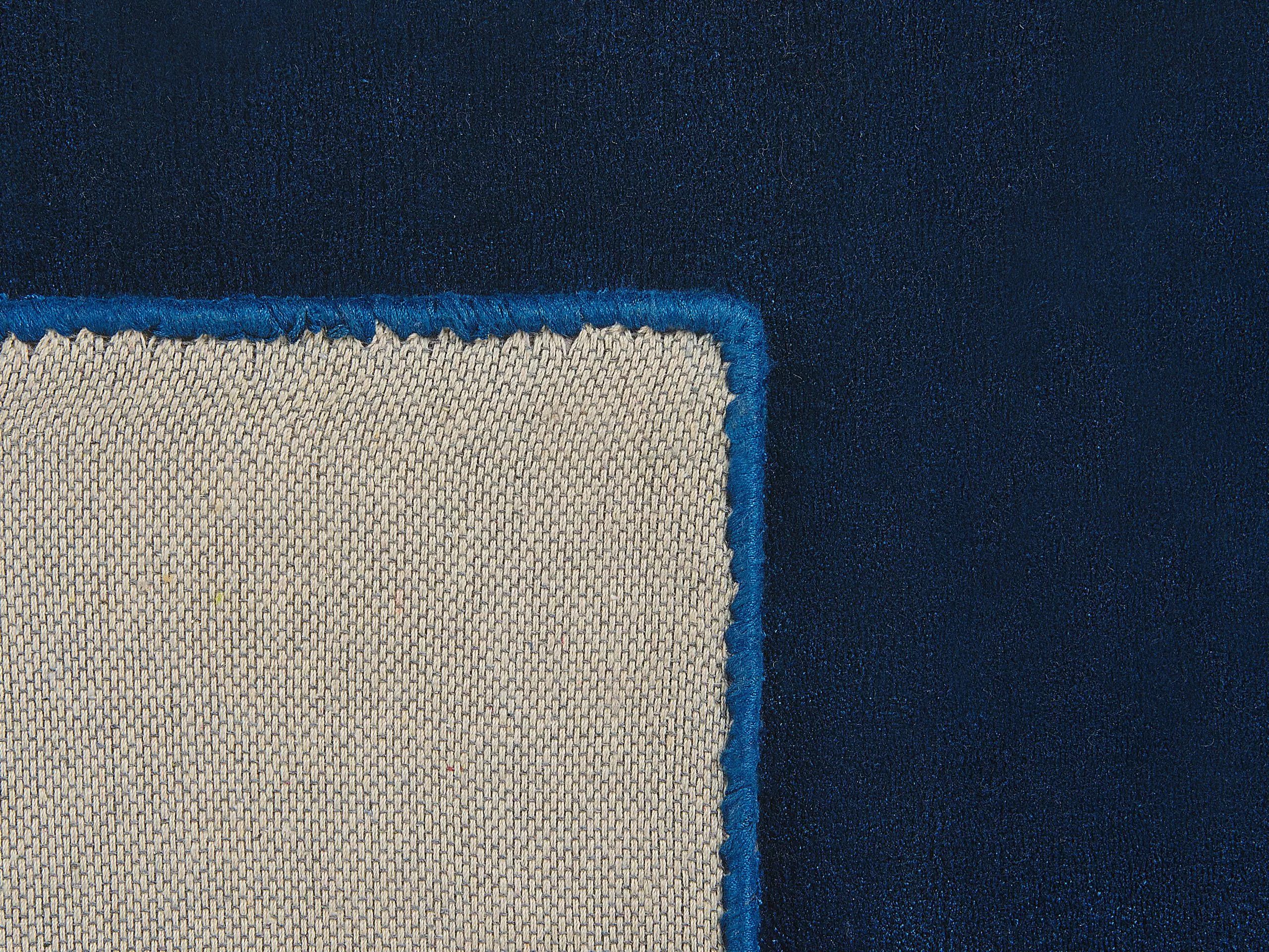 Beliani Matto Viskoosi Laivastonsininen GESI II Useita Kokoja 7 Beliani Matto Viskoosi Laivastonsininen GESI II Useita Kokoja - Image 5