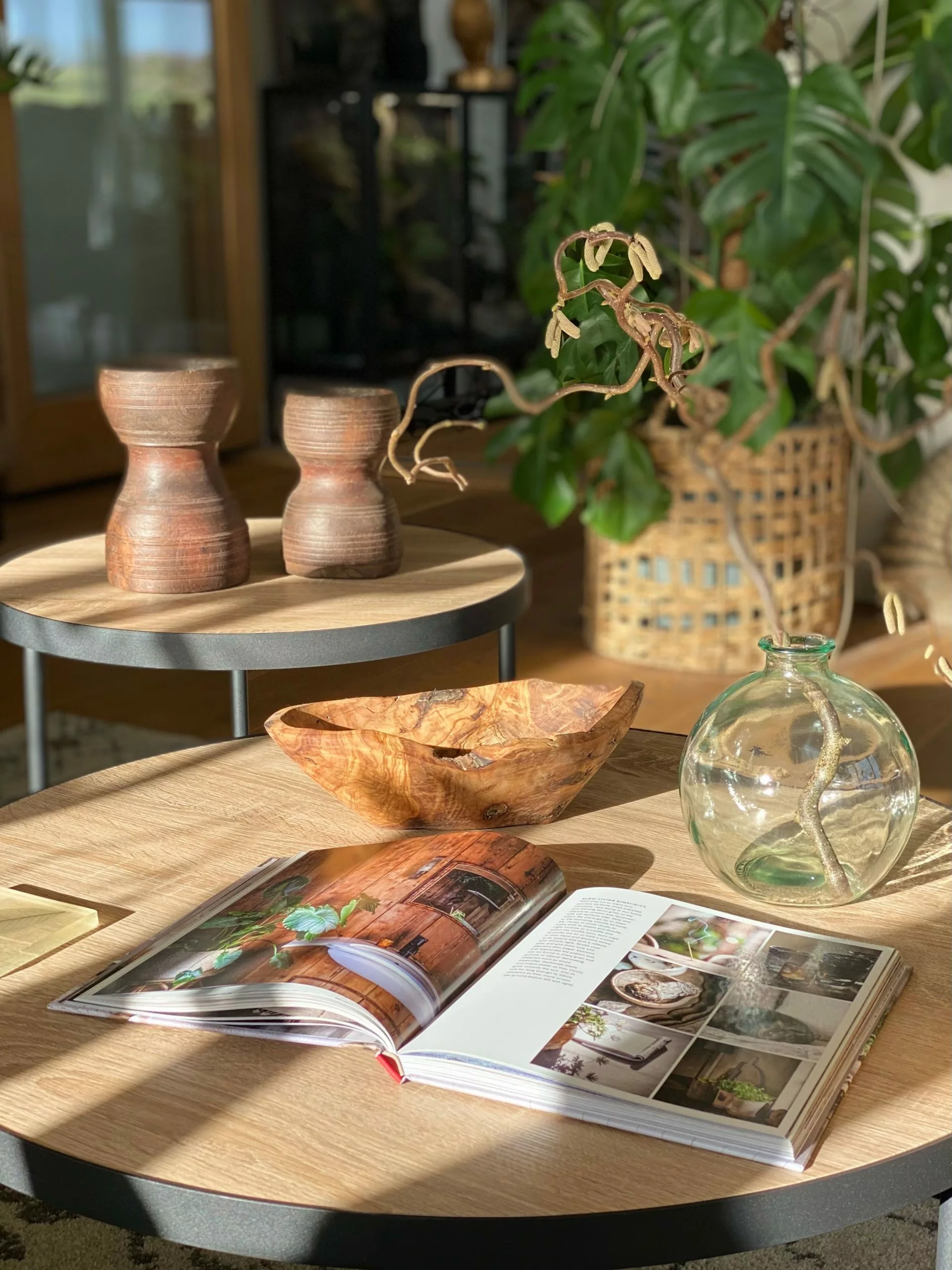 Beliani Sohvapöytä Iso Ja Keskikokoinen Vaalea Puu/musta 2 Kpl MELODY 5 Beliani Sohvapöytä Iso Ja Keskikokoinen Vaalea Puu/musta 2 Kpl MELODY - Image 3