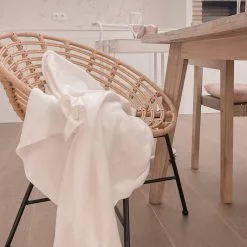 Beliani Tekotalja Valkoinen 60 X 90 Cm UNDARA 16 Beliani Tekotalja Valkoinen 60 X 90 Cm UNDARA -Ruokapöydät Myyntikauppa undef src sa picid 821314 type whitesh image scaled