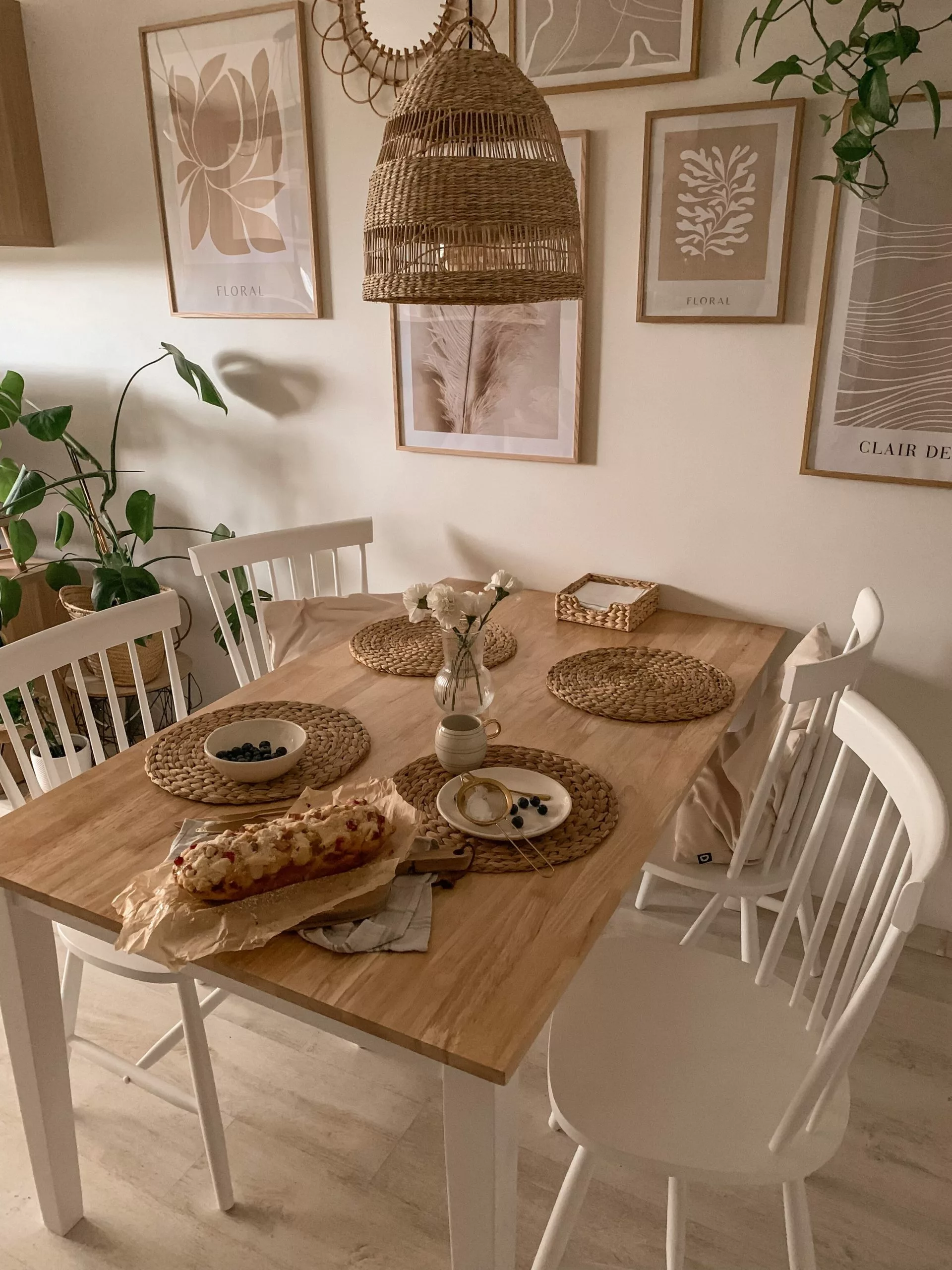 Beliani Ruokapöytä Kumipuu Vaalea Puu/valkoinen GEORGIA Useita Kokoja - Image 4