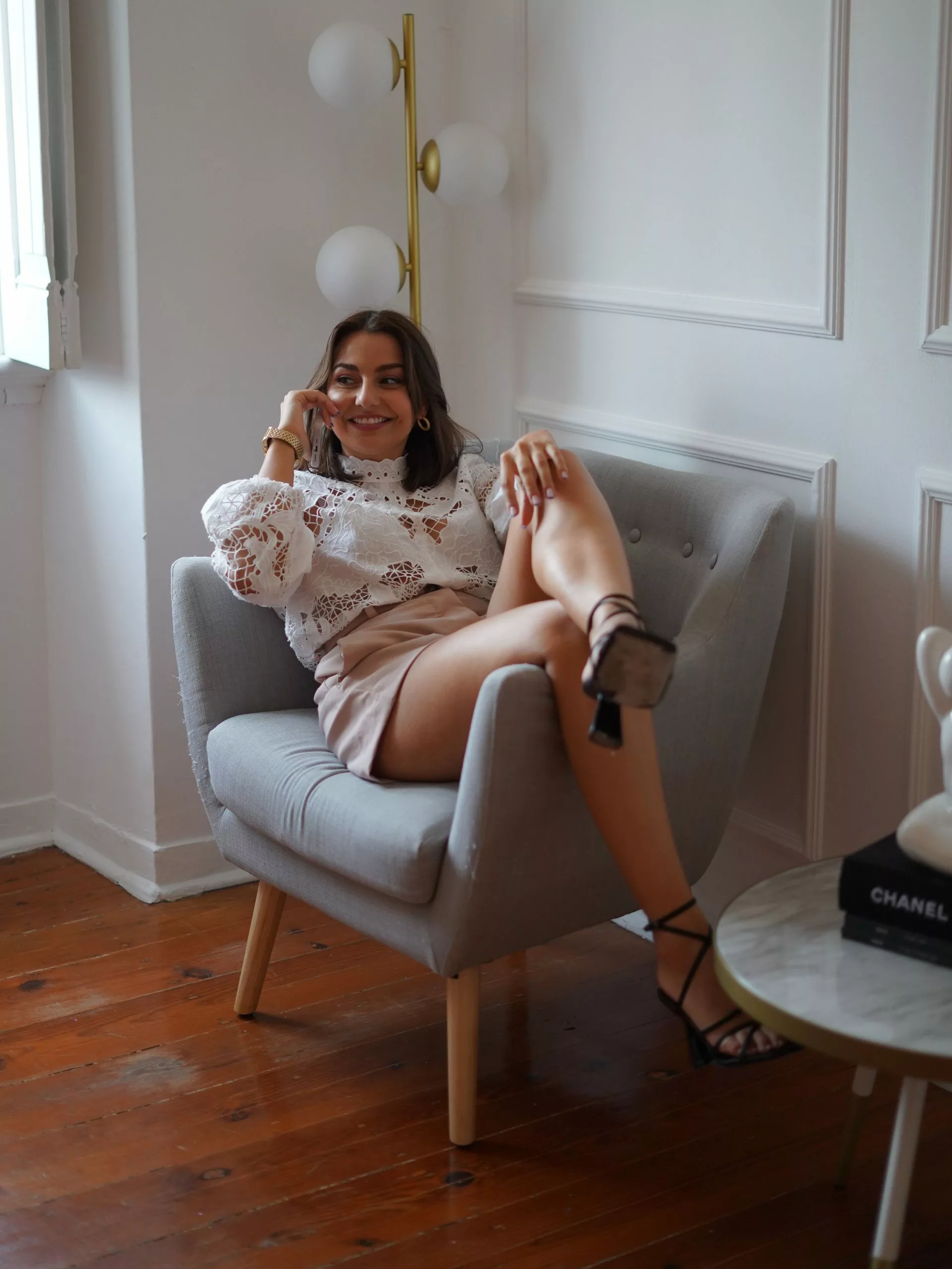 Beliani Sohvapöytä Marmorikuvio Valkoinen/kulta RAMONA 6 Beliani Sohvapöytä Marmorikuvio Valkoinen/kulta RAMONA - Image 4