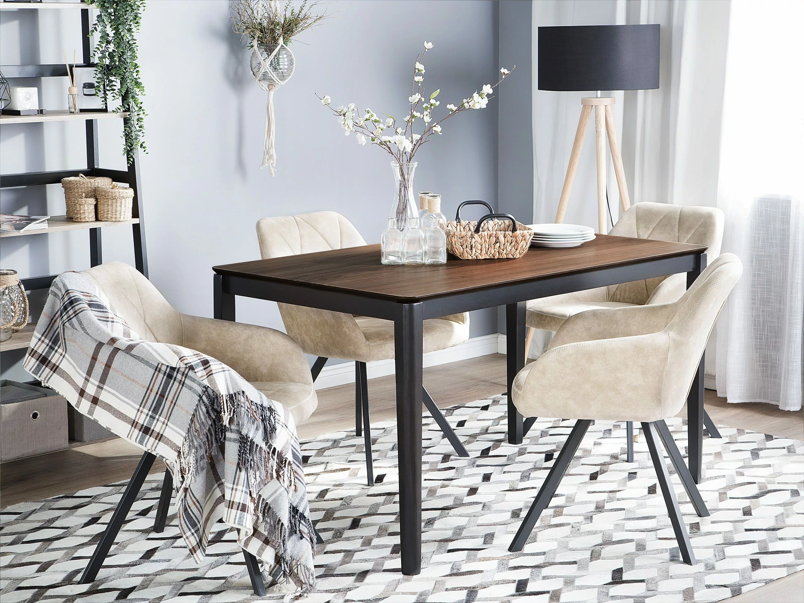 Beliani Matto Lehmännahka Harmaa AYDIN Useita Kokoja 8 Beliani Matto Lehmännahka Harmaa AYDIN Useita Kokoja - Image 6