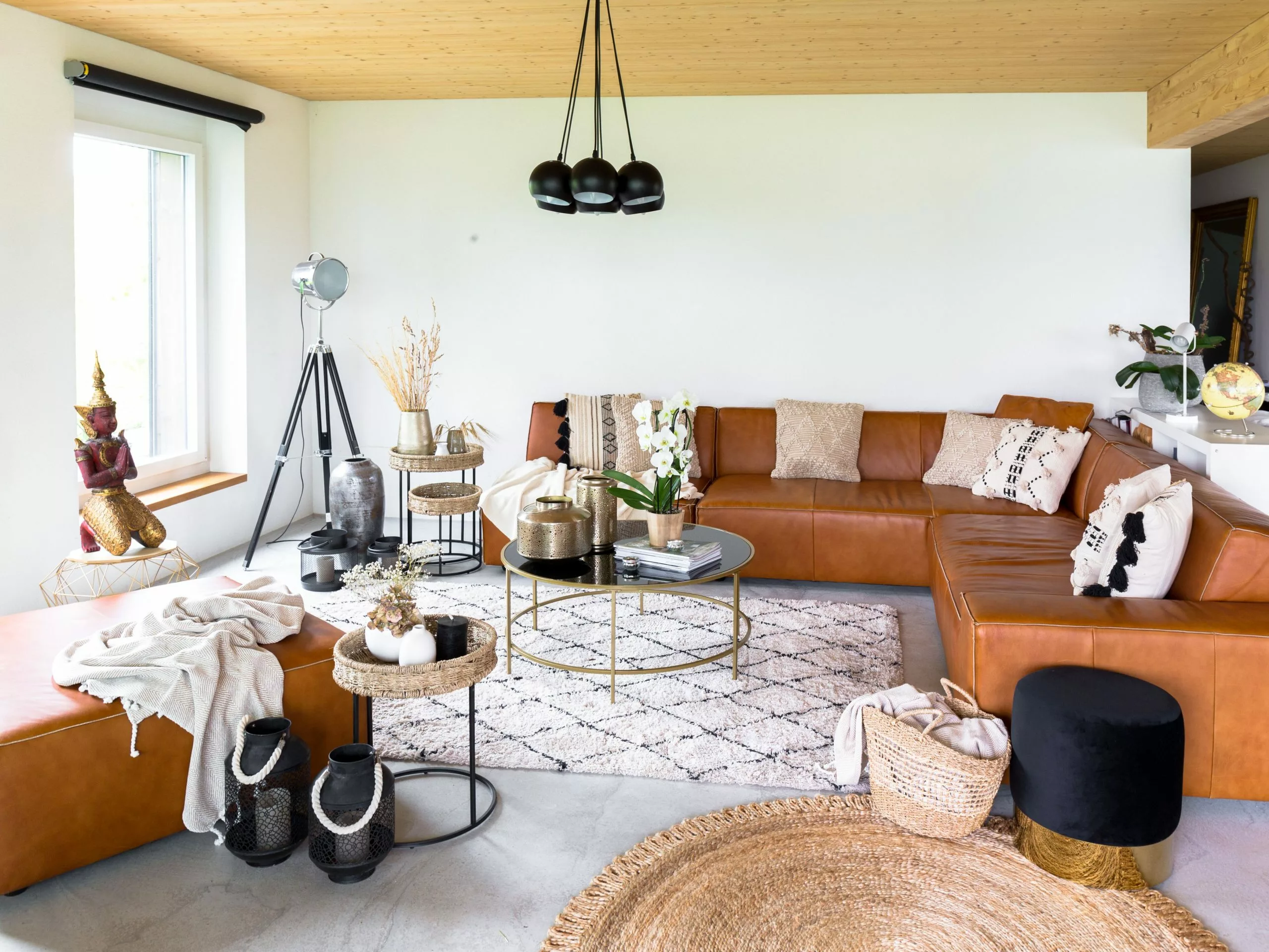 Beliani Sohvapöytä Metalli Musta/kulta FLORENCE 8 Beliani Sohvapöytä Metalli Musta/kulta FLORENCE - Image 6