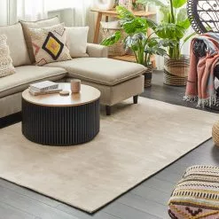 Beliani Matto Viskoosi Vaalea Beige GESI II Useita Kokoja 14 Beliani Matto Viskoosi Vaalea Beige GESI II Useita Kokoja -Ruokapöydät Myyntikauppa undef src sa picid 837702 type whitesh image scaled