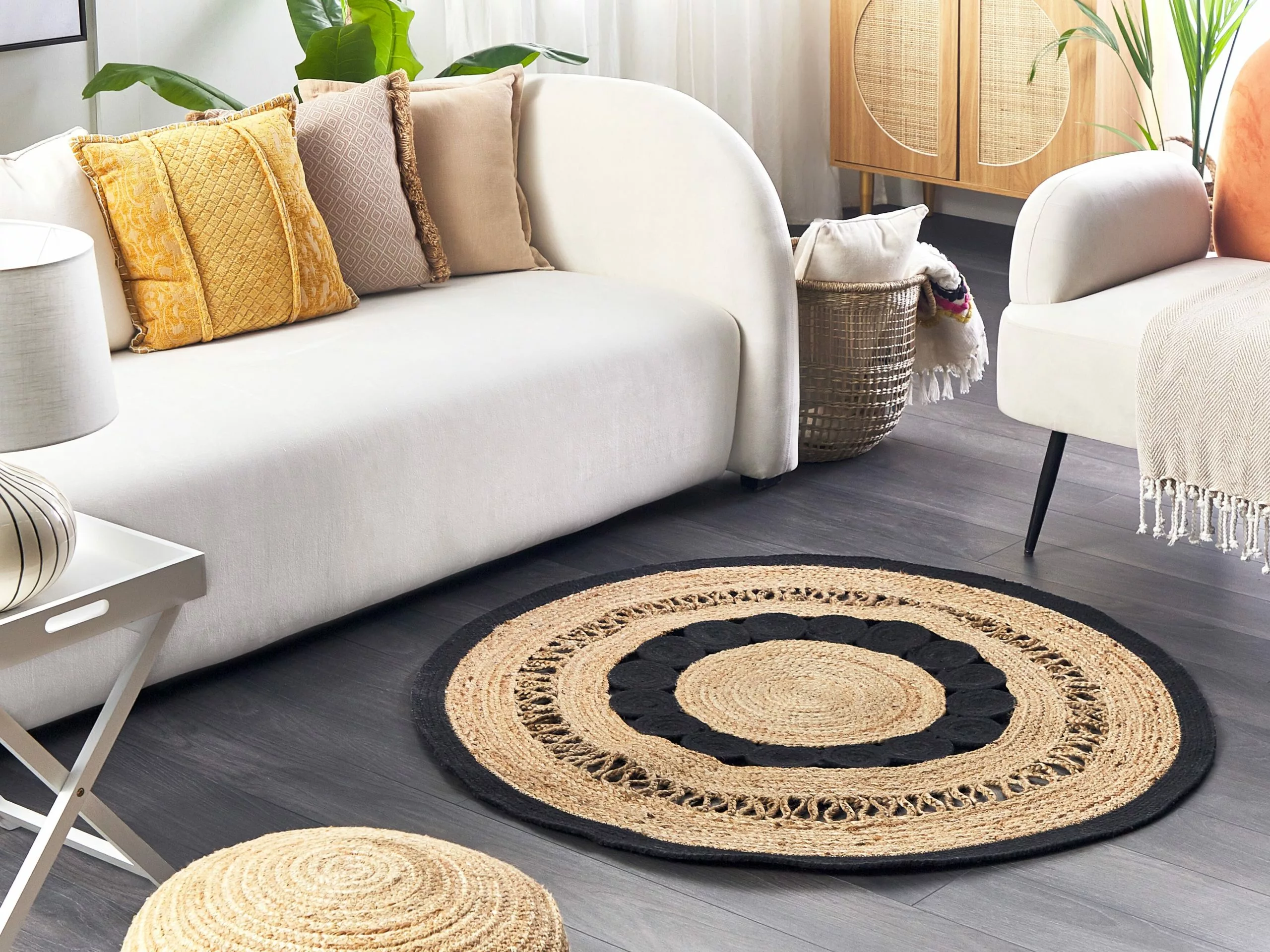 Beliani Pyöreä Matto Juutti Beige/musta ⌀ 120 Cm YOZGAT 4 Beliani Pyöreä Matto Juutti Beige/musta ⌀ 120 Cm YOZGAT - Image 2