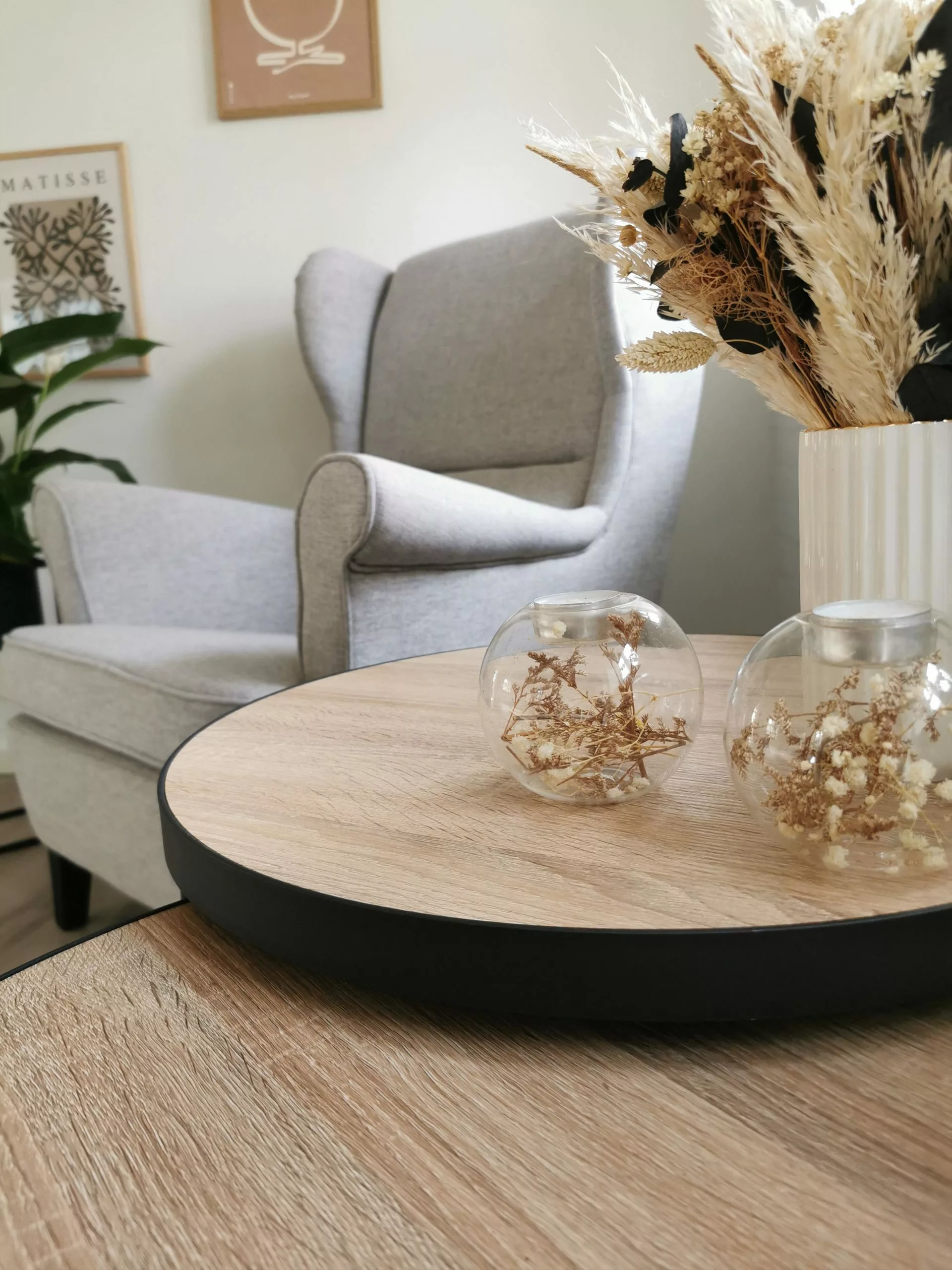 Beliani Sohvapöytä Iso Ja Keskikokoinen Vaalea Puu/musta 2 Kpl MELODY 9 Beliani Sohvapöytä Iso Ja Keskikokoinen Vaalea Puu/musta 2 Kpl MELODY - Image 7